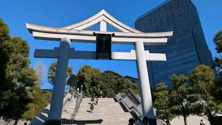 日枝神社の{uncategorized: "未分類", other: "その他", undefined: "問題あり", building: "その他建物", grave: "お墓", sacred_gate: "鳥居", guardian: "狛犬", statue: "像", buddha: "仏像", history: "歴史", nature: "自然", garden: "庭園", animal: "動物", pagoda: "塔", temizu: "手水舎", mountain_gate: "山門・神門", sanctuary: "本殿・本堂", subordinate: "末社・摂社", art: "芸術", scenery: "景色", jizo: "地蔵", ema: "絵馬", goshuin: "御朱印", omikuji: "おみくじ", items: "授与品その他", amulet: "お守り", goshuincho: "御朱印帳", eats: "食事", festival: "お祭り", votive_dance: "神楽", shichigosan: "七五三参", wedding: "結婚式", experience: "体験その他", initially: "初詣", around: "周辺", anti_infection: "感染症対策"}