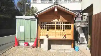 お首地蔵尊の本殿・本堂