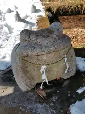 土津神社｜こどもと出世の神さまの{uncategorized: "未分類", other: "その他", undefined: "問題あり", building: "その他建物", grave: "お墓", sacred_gate: "鳥居", guardian: "狛犬", statue: "像", buddha: "仏像", history: "歴史", nature: "自然", garden: "庭園", animal: "動物", pagoda: "塔", temizu: "手水舎", mountain_gate: "山門・神門", sanctuary: "本殿・本堂", subordinate: "末社・摂社", art: "芸術", scenery: "景色", jizo: "地蔵", ema: "絵馬", goshuin: "御朱印", omikuji: "おみくじ", items: "授与品その他", amulet: "お守り", goshuincho: "御朱印帳", eats: "食事", festival: "お祭り", votive_dance: "神楽", shichigosan: "七五三参", wedding: "結婚式", experience: "体験その他", initially: "初詣", around: "周辺", anti_infection: "感染症対策"}