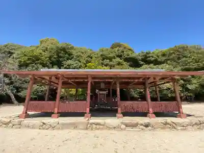 厳島神社の{uncategorized: "未分類", other: "その他", undefined: "問題あり", building: "その他建物", grave: "お墓", sacred_gate: "鳥居", guardian: "狛犬", statue: "像", buddha: "仏像", history: "歴史", nature: "自然", garden: "庭園", animal: "動物", pagoda: "塔", temizu: "手水舎", mountain_gate: "山門・神門", sanctuary: "本殿・本堂", subordinate: "末社・摂社", art: "芸術", scenery: "景色", jizo: "地蔵", ema: "絵馬", goshuin: "御朱印", omikuji: "おみくじ", items: "授与品その他", amulet: "お守り", goshuincho: "御朱印帳", eats: "食事", festival: "お祭り", votive_dance: "神楽", shichigosan: "七五三参", wedding: "結婚式", experience: "体験その他", initially: "初詣", around: "周辺", anti_infection: "感染症対策"}