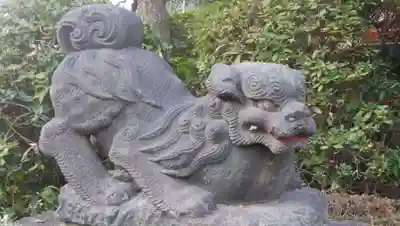 東大島神社の狛犬