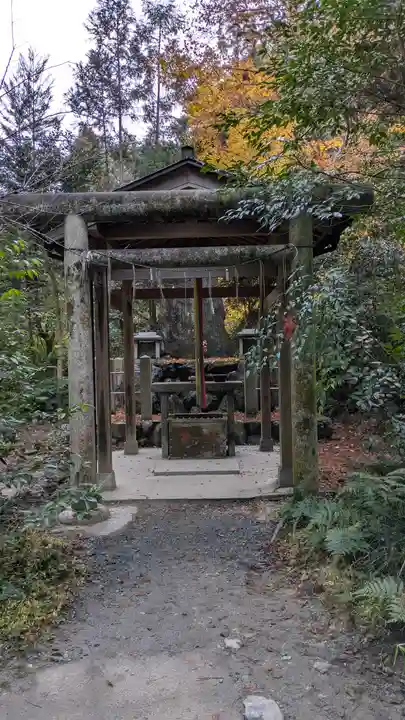 伏見稲荷大社 御膳谷奉拝所(京都府)