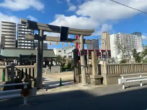 敷津松之宮　大国主神社の{uncategorized: "未分類", other: "その他", undefined: "問題あり", building: "その他建物", grave: "お墓", sacred_gate: "鳥居", guardian: "狛犬", statue: "像", buddha: "仏像", history: "歴史", nature: "自然", garden: "庭園", animal: "動物", pagoda: "塔", temizu: "手水舎", mountain_gate: "山門・神門", sanctuary: "本殿・本堂", subordinate: "末社・摂社", art: "芸術", scenery: "景色", jizo: "地蔵", ema: "絵馬", goshuin: "御朱印", omikuji: "おみくじ", items: "授与品その他", amulet: "お守り", goshuincho: "御朱印帳", eats: "食事", festival: "お祭り", votive_dance: "神楽", shichigosan: "七五三参", wedding: "結婚式", experience: "体験その他", initially: "初詣", around: "周辺", anti_infection: "感染症対策"}