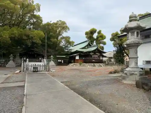 堤治神社の{uncategorized: "未分類", other: "その他", undefined: "問題あり", building: "その他建物", grave: "お墓", sacred_gate: "鳥居", guardian: "狛犬", statue: "像", buddha: "仏像", history: "歴史", nature: "自然", garden: "庭園", animal: "動物", pagoda: "塔", temizu: "手水舎", mountain_gate: "山門・神門", sanctuary: "本殿・本堂", subordinate: "末社・摂社", art: "芸術", scenery: "景色", jizo: "地蔵", ema: "絵馬", goshuin: "御朱印", omikuji: "おみくじ", items: "授与品その他", amulet: "お守り", goshuincho: "御朱印帳", eats: "食事", festival: "お祭り", votive_dance: "神楽", shichigosan: "七五三参", wedding: "結婚式", experience: "体験その他", initially: "初詣", around: "周辺", anti_infection: "感染症対策"}