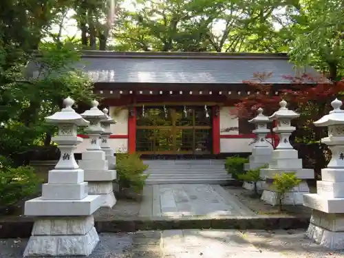 山中浅間神社の本殿