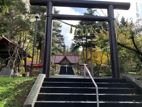 仁木神社の鳥居