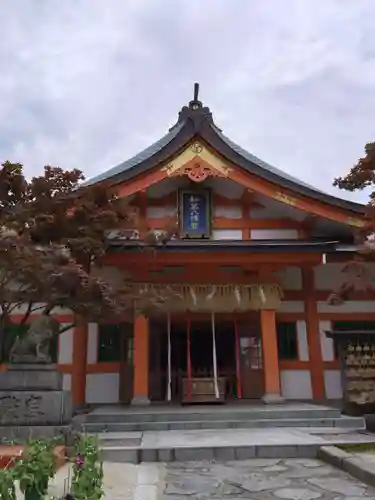 紅葉八幡宮の本殿