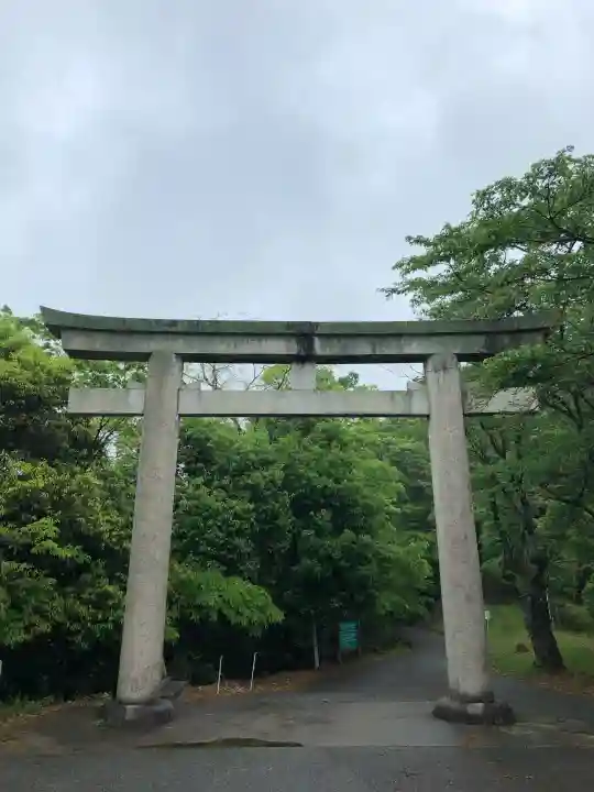 廣峯神社の{uncategorized: "未分類", other: "その他", undefined: "問題あり", building: "その他建物", grave: "お墓", sacred_gate: "鳥居", guardian: "狛犬", statue: "像", buddha: "仏像", history: "歴史", nature: "自然", garden: "庭園", animal: "動物", pagoda: "塔", temizu: "手水舎", mountain_gate: "山門・神門", sanctuary: "本殿・本堂", subordinate: "末社・摂社", art: "芸術", scenery: "景色", jizo: "地蔵", ema: "絵馬", goshuin: "御朱印", omikuji: "おみくじ", items: "授与品その他", amulet: "お守り", goshuincho: "御朱印帳", eats: "食事", festival: "お祭り", votive_dance: "神楽", shichigosan: "七五三参", wedding: "結婚式", experience: "体験その他", initially: "初詣", around: "周辺", anti_infection: "感染症対策"}
