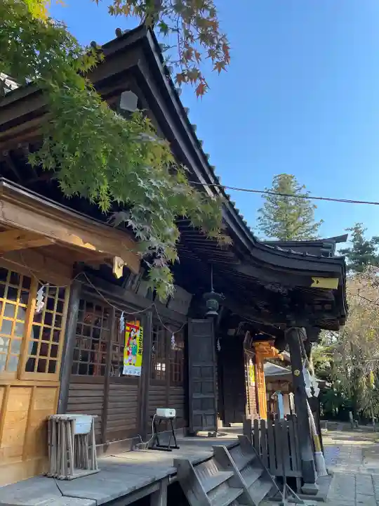 雄琴神社の本殿・本堂