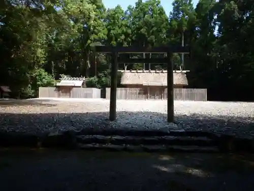 神服織機殿神社(皇大神宮所管社)の建物その他