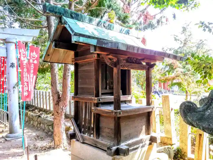 白山社(尾崎白山社)の末社・摂社