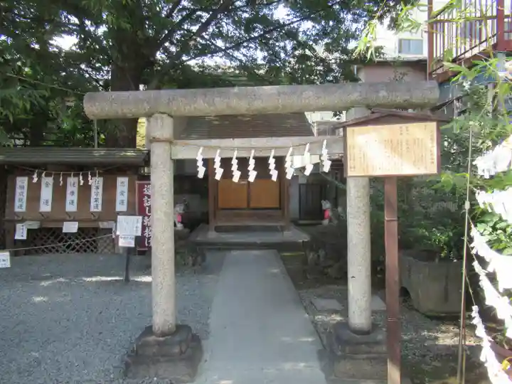 川越熊野神社の鳥居