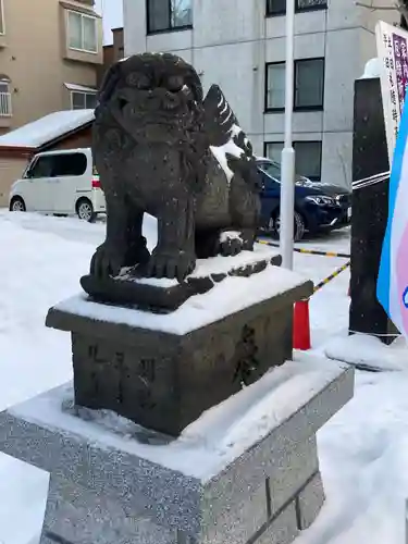 札幌諏訪神社の狛犬