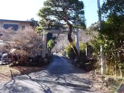 秩父御嶽神社の鳥居