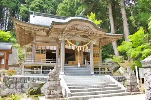 脊振神社の本殿・本堂