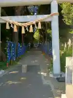 泉神社の{uncategorized: "未分類", other: "その他", undefined: "問題あり", building: "その他建物", grave: "お墓", sacred_gate: "鳥居", guardian: "狛犬", statue: "像", buddha: "仏像", history: "歴史", nature: "自然", garden: "庭園", animal: "動物", pagoda: "塔", temizu: "手水舎", mountain_gate: "山門・神門", sanctuary: "本殿・本堂", subordinate: "末社・摂社", art: "芸術", scenery: "景色", jizo: "地蔵", ema: "絵馬", goshuin: "御朱印", omikuji: "おみくじ", items: "授与品その他", amulet: "お守り", goshuincho: "御朱印帳", eats: "食事", festival: "お祭り", votive_dance: "神楽", shichigosan: "七五三参", wedding: "結婚式", experience: "体験その他", initially: "初詣", around: "周辺", anti_infection: "感染症対策"}