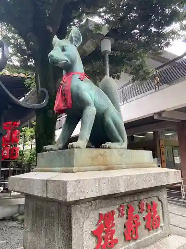 豊川稲荷東京別院の狛犬