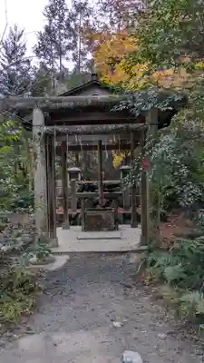 伏見稲荷大社　御膳谷奉拝所(京都府)