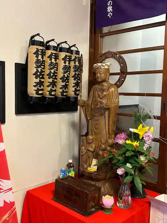 一六子育地蔵尊(神奈川県)