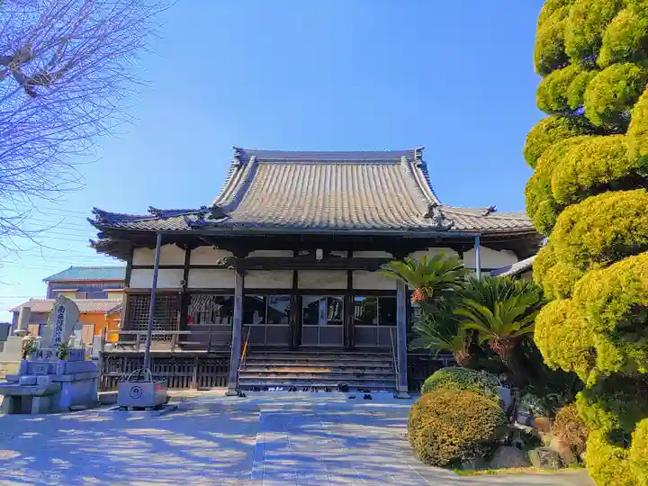 西光寺の本殿・本堂