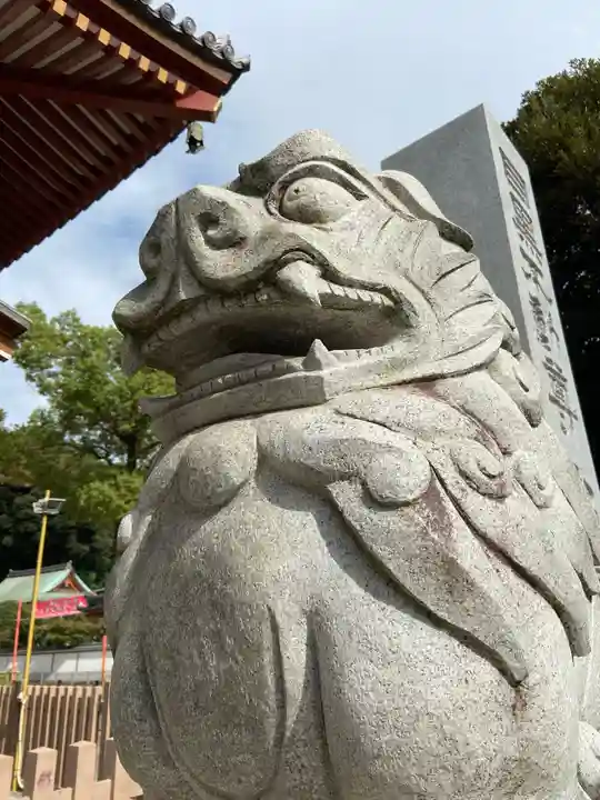 瀧泉寺(目黒不動尊)の狛犬