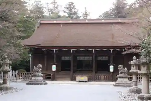 多田神社の本殿