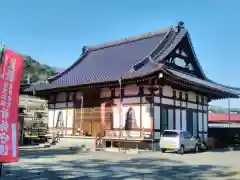 明王寺の本殿