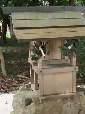 三明神社(神領町)の末社・摂社