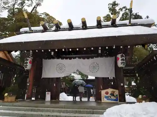 籠神社の山門