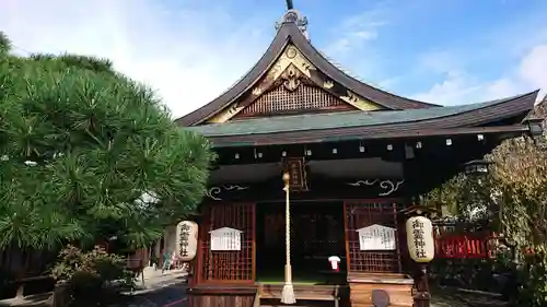 御霊神社の本殿