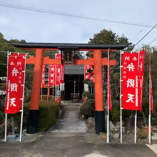 瀧尾神社の末社