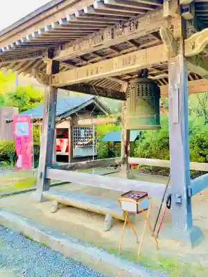 清滝寺の{uncategorized: "未分類", other: "その他", undefined: "問題あり", building: "その他建物", grave: "お墓", sacred_gate: "鳥居", guardian: "狛犬", statue: "像", buddha: "仏像", history: "歴史", nature: "自然", garden: "庭園", animal: "動物", pagoda: "塔", temizu: "手水舎", mountain_gate: "山門・神門", sanctuary: "本殿・本堂", subordinate: "末社・摂社", art: "芸術", scenery: "景色", jizo: "地蔵", ema: "絵馬", goshuin: "御朱印", omikuji: "おみくじ", items: "授与品その他", amulet: "お守り", goshuincho: "御朱印帳", eats: "食事", festival: "お祭り", votive_dance: "神楽", shichigosan: "七五三参", wedding: "結婚式", experience: "体験その他", initially: "初詣", around: "周辺", anti_infection: "感染症対策"}