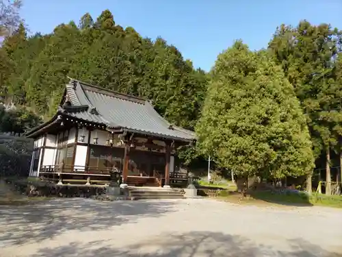 宝光寺の本殿