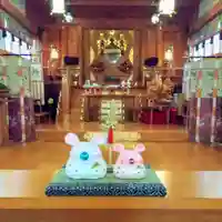 彌彦神社 (伊夜日子神社)の像