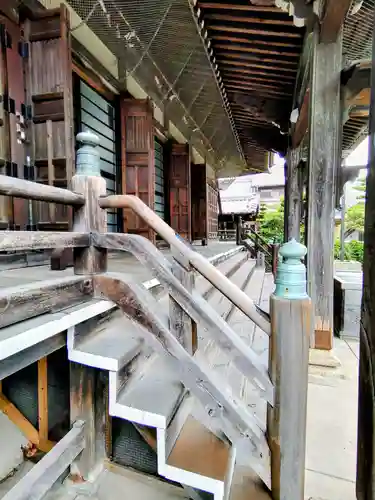 飛島善光寺の本殿・本堂