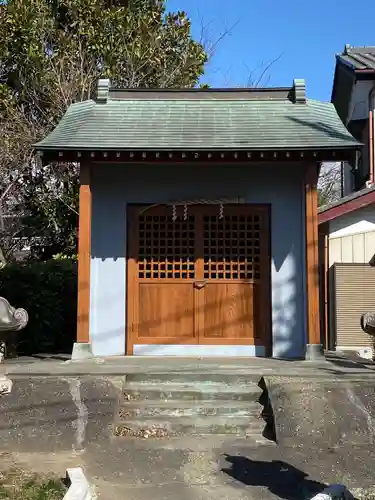 白山神社の本殿