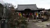 多聞寺の本殿・本堂