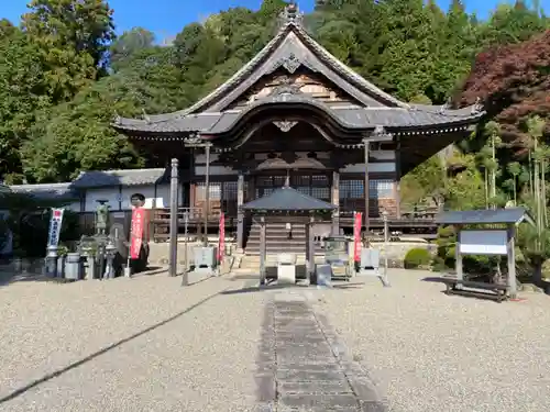 常福寺の本殿・本堂
