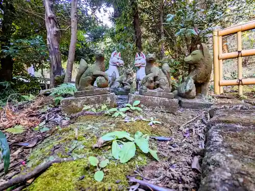 白金氷川神社の狛犬