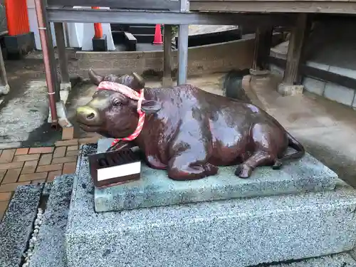 足立山妙見宮の像