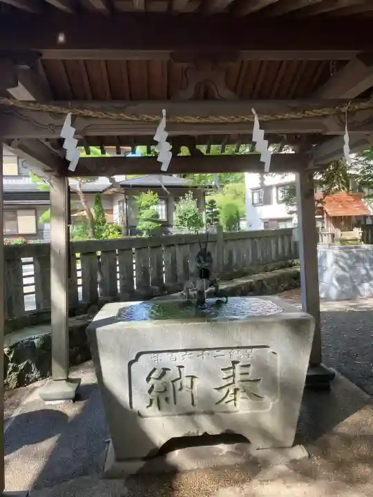 淺間神社(忍野八海)(山梨県)