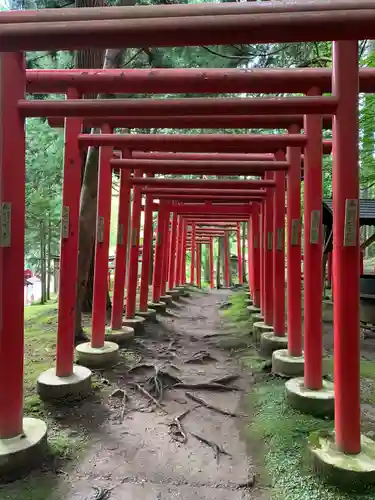 志和稲荷神社の鳥居