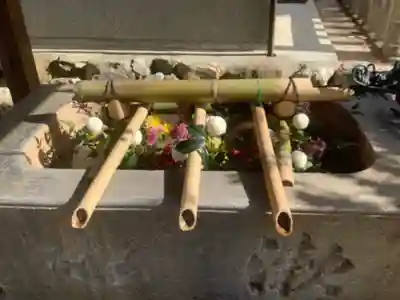 新羅神社の手水舎