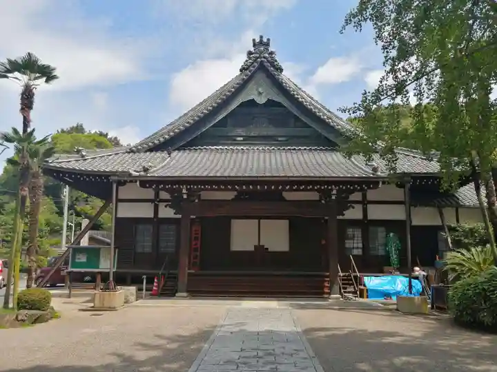 仏地院の本殿・本堂