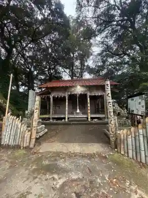 裂田神社の{uncategorized: "未分類", other: "その他", undefined: "問題あり", building: "その他建物", grave: "お墓", sacred_gate: "鳥居", guardian: "狛犬", statue: "像", buddha: "仏像", history: "歴史", nature: "自然", garden: "庭園", animal: "動物", pagoda: "塔", temizu: "手水舎", mountain_gate: "山門・神門", sanctuary: "本殿・本堂", subordinate: "末社・摂社", art: "芸術", scenery: "景色", jizo: "地蔵", ema: "絵馬", goshuin: "御朱印", omikuji: "おみくじ", items: "授与品その他", amulet: "お守り", goshuincho: "御朱印帳", eats: "食事", festival: "お祭り", votive_dance: "神楽", shichigosan: "七五三参", wedding: "結婚式", experience: "体験その他", initially: "初詣", around: "周辺", anti_infection: "感染症対策"}