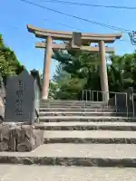月讀神社の{uncategorized: "未分類", other: "その他", undefined: "問題あり", building: "その他建物", grave: "お墓", sacred_gate: "鳥居", guardian: "狛犬", statue: "像", buddha: "仏像", history: "歴史", nature: "自然", garden: "庭園", animal: "動物", pagoda: "塔", temizu: "手水舎", mountain_gate: "山門・神門", sanctuary: "本殿・本堂", subordinate: "末社・摂社", art: "芸術", scenery: "景色", jizo: "地蔵", ema: "絵馬", goshuin: "御朱印", omikuji: "おみくじ", items: "授与品その他", amulet: "お守り", goshuincho: "御朱印帳", eats: "食事", festival: "お祭り", votive_dance: "神楽", shichigosan: "七五三参", wedding: "結婚式", experience: "体験その他", initially: "初詣", around: "周辺", anti_infection: "感染症対策"}