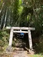 神社(名称不明)の鳥居