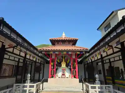 祈りの回廊亜細亜万神殿の塔