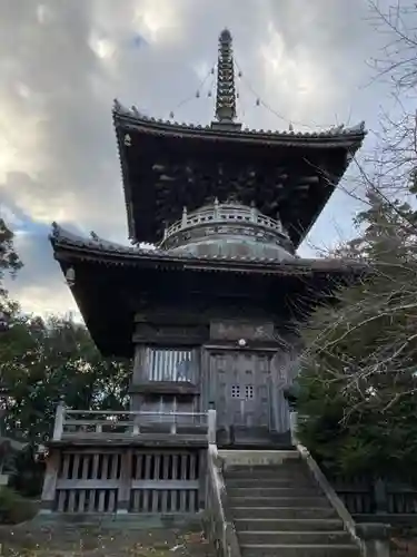 霊山寺の塔