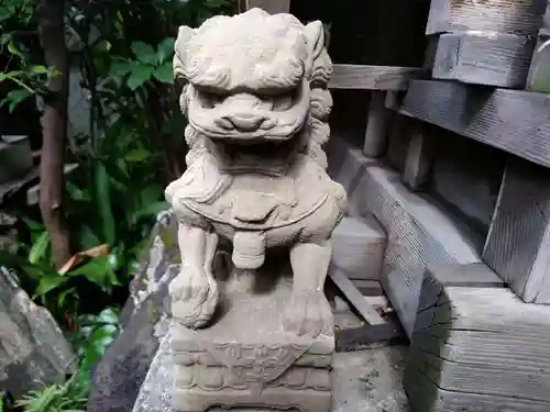 柳森神社の狛犬